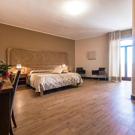 Leone De Castris Wine Hotel Salice Salentino Zewnętrze zdjęcie