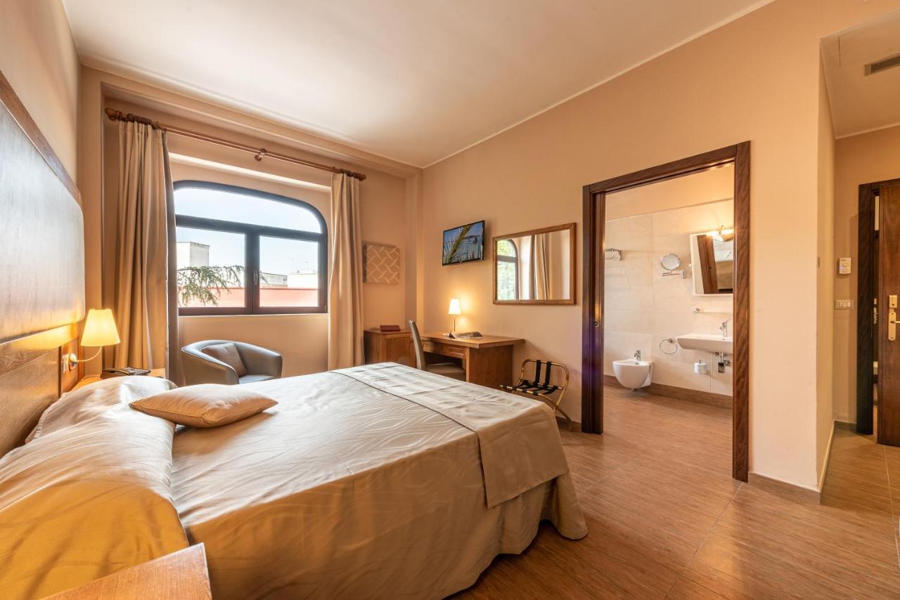 Leone De Castris Wine Hotel Salice Salentino Zewnętrze zdjęcie