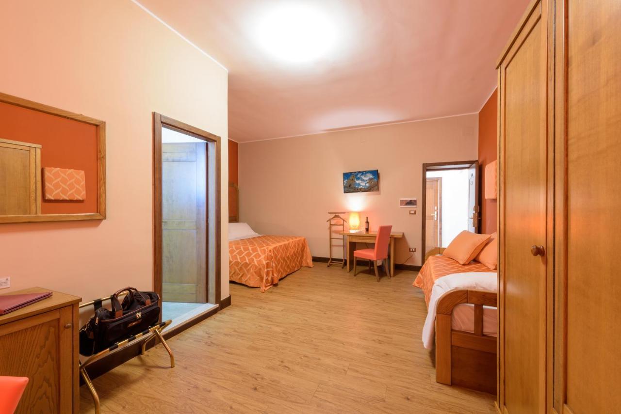 Leone De Castris Wine Hotel Salice Salentino Zewnętrze zdjęcie