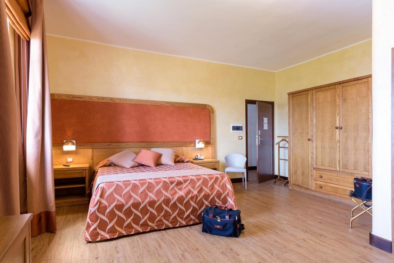 Leone De Castris Wine Hotel Salice Salentino Zewnętrze zdjęcie